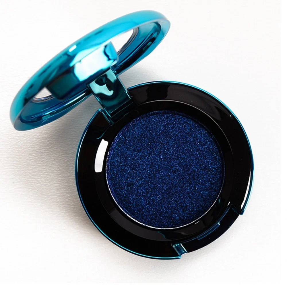 Mac moon is blue single eyeshadow